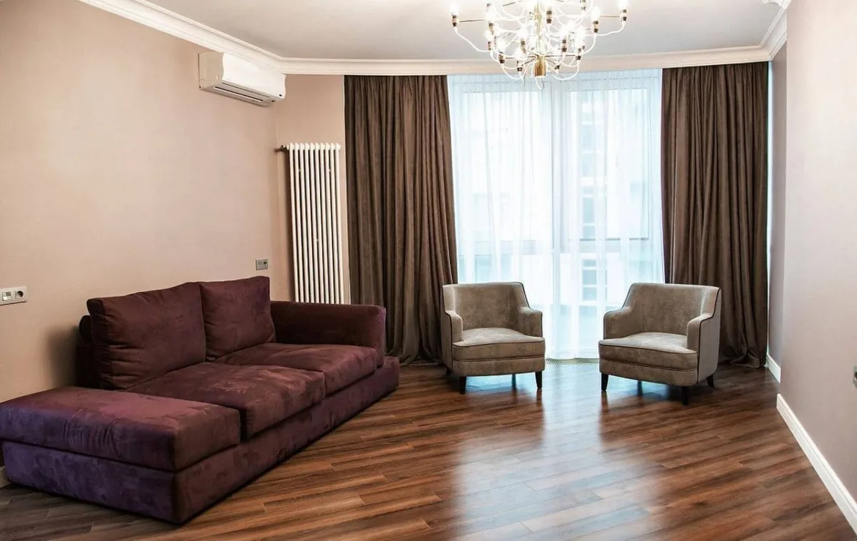 Косметический ремонт гостиной комнаты 12 м2