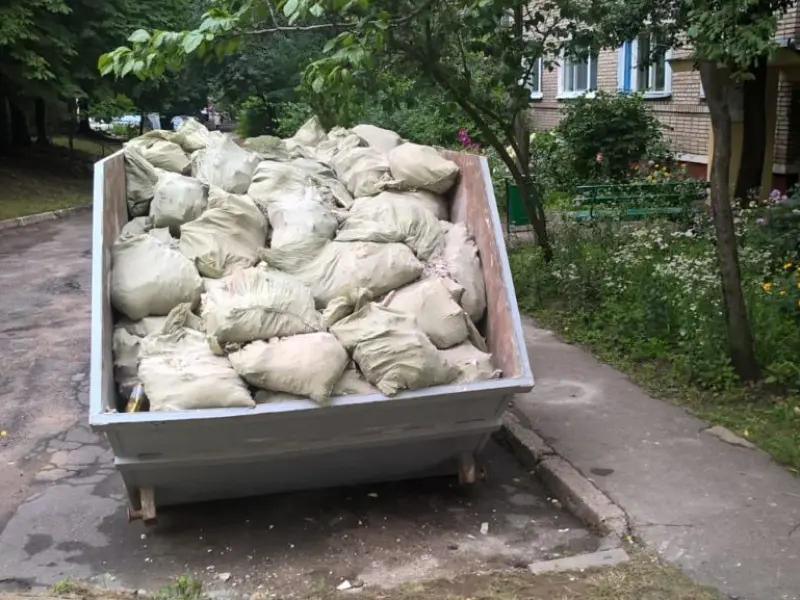 Вывоз строительного мусора мешками